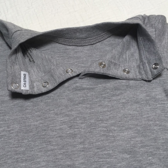 12m (4/$20) Calvin Klein Tee - Picture 16 of 16